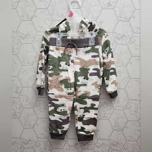 Nwt Boy or Girl Unisex Star Wars Baby Yoda Hoodie and Joggers Set, size 18 month - Picture 3 of 8